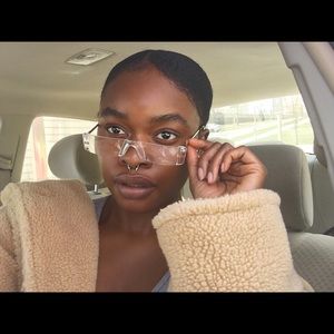 Meet your Posher, Khrystine